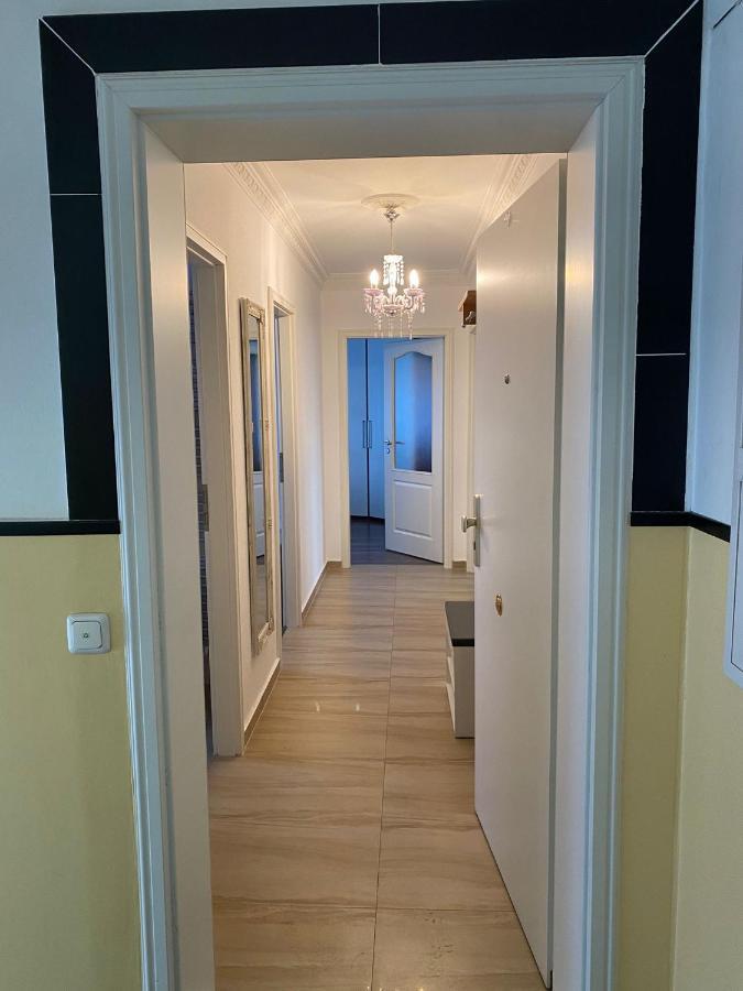 Geraeumige Und Schoene Wohnung Direkt In Der Luebecker Innenstadt Buitenkant foto